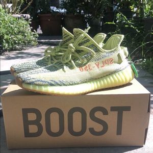 Yeezy Boost 350 v2 Semi Frozen